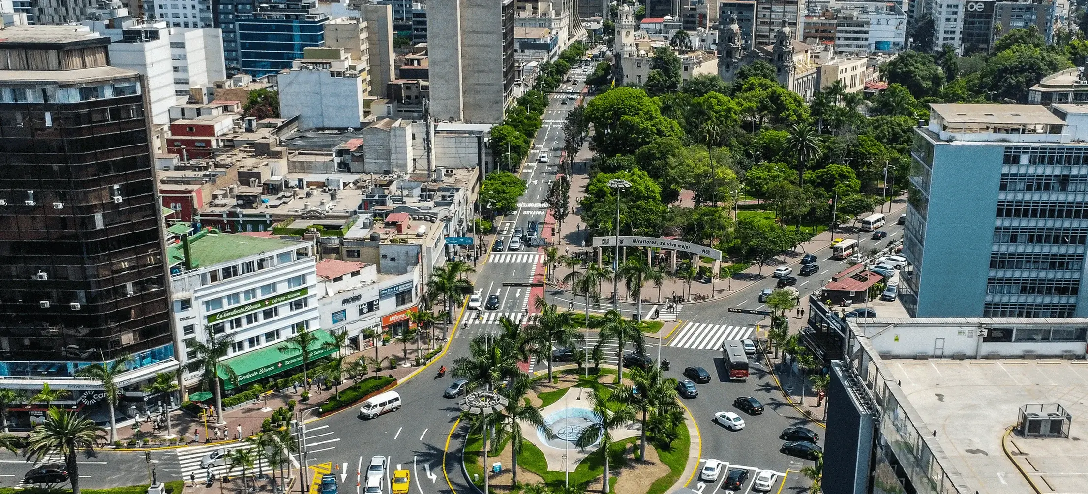 Vive a pasos de parque Kennedy Esparq 140 Miraflores